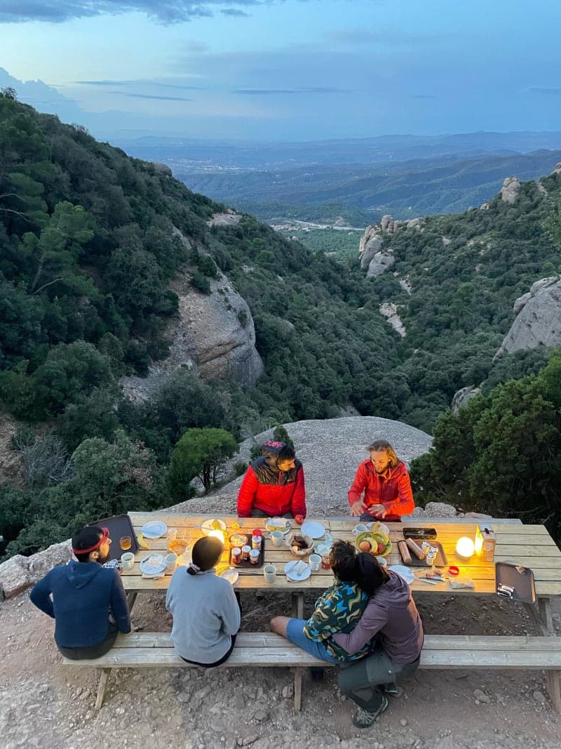 Refugi Agulles, al cor de Montserrat